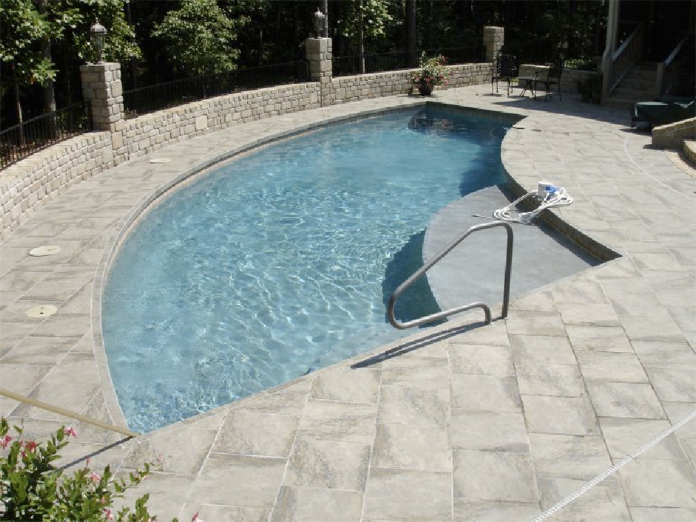Tanning Ledge with Paver Deck